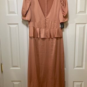 Pretty mauve Danielle Bernstein vneck peplum dress